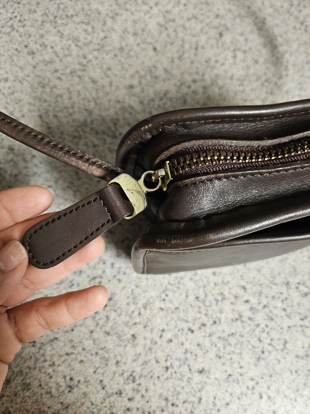 Unbranded Dark Brown Leather Messenger Crossbody - Picture 2 of 11
